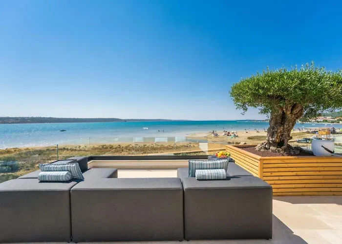 Four Seasons Ljubac Seaside 别墅 Ražanac